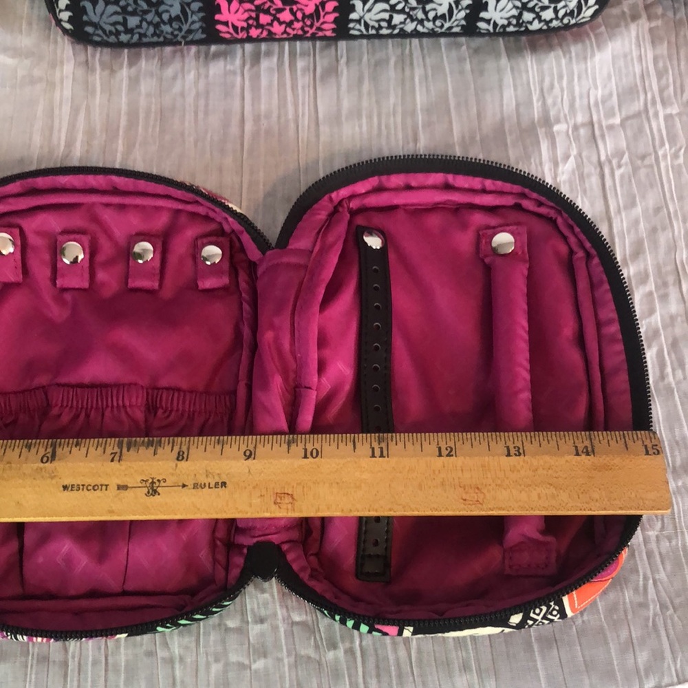 VERA BRADLEY lot 3 travel bags-tablet case, electronics cords storage & luggage - Picture 15 of 16